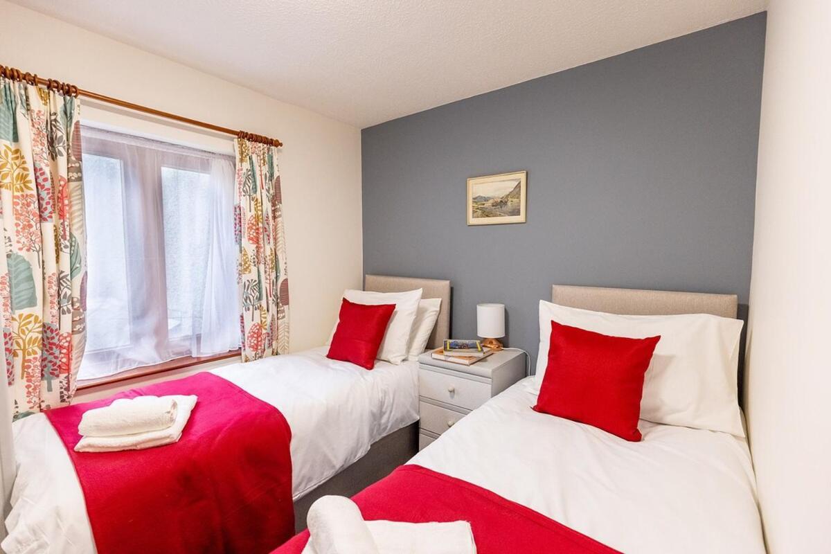 Katherines Court - Spacious Apartment With Rolling Hill Views Κένταλ Εξωτερικό φωτογραφία