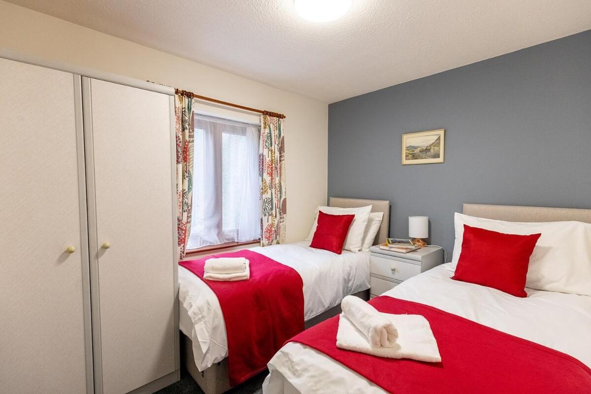 Katherines Court - Spacious Apartment With Rolling Hill Views Κένταλ Εξωτερικό φωτογραφία