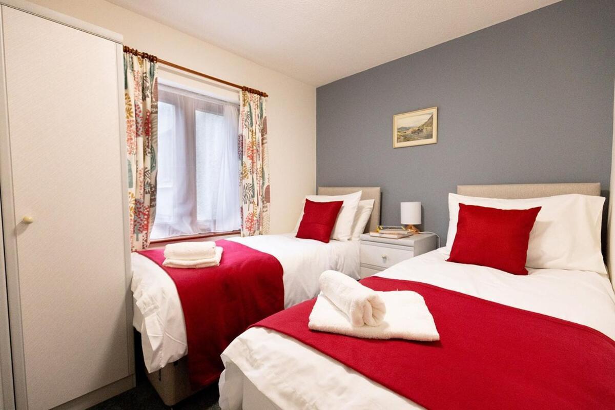 Katherines Court - Spacious Apartment With Rolling Hill Views Κένταλ Εξωτερικό φωτογραφία